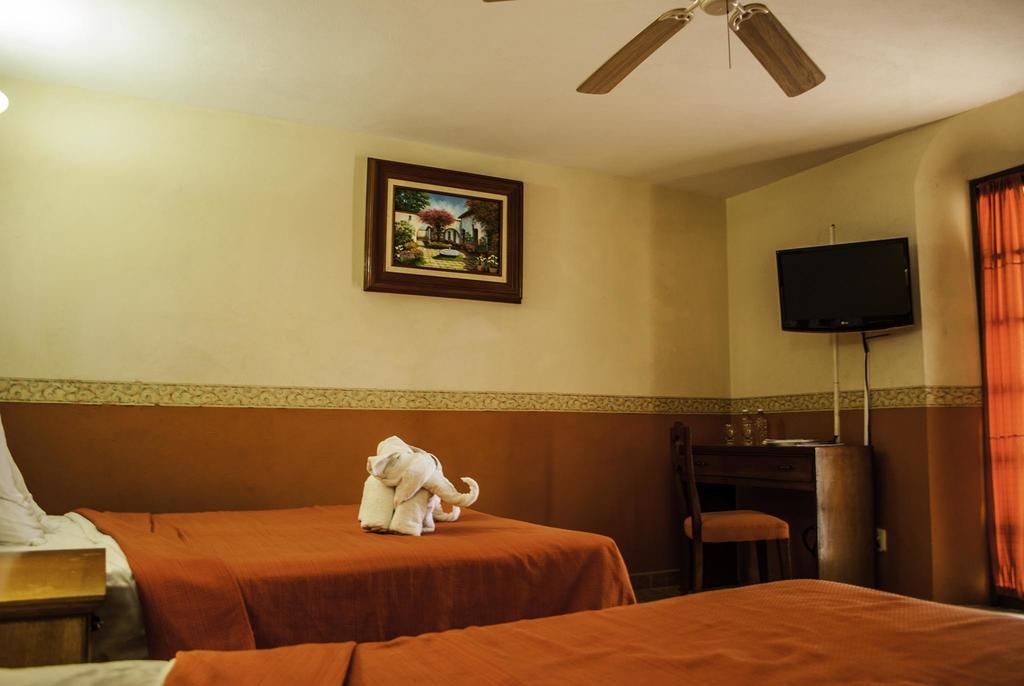Maya Campeche Hotel Quarto foto